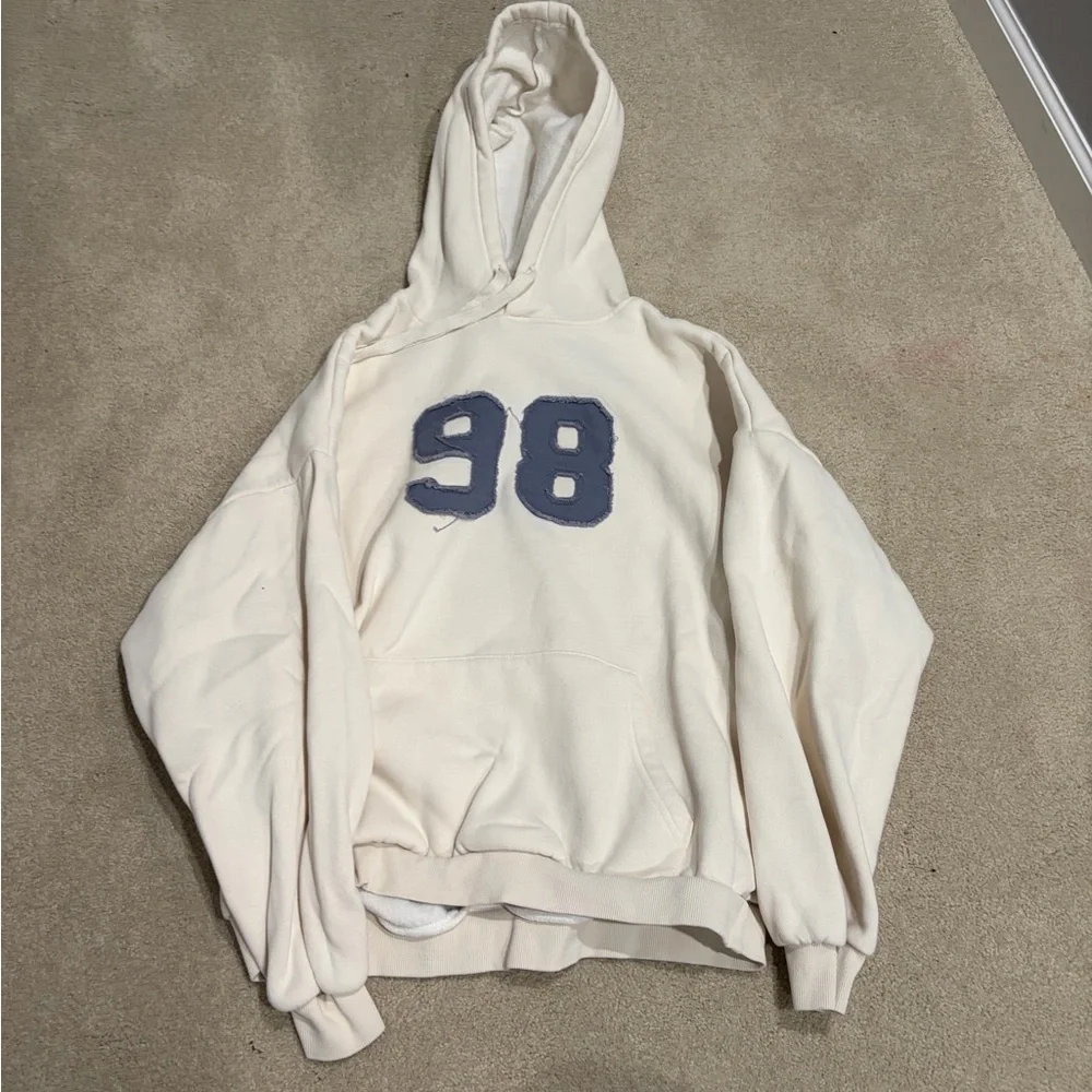 Edikted Cream Hoodie with Blue 98 - Picture 1 of 2